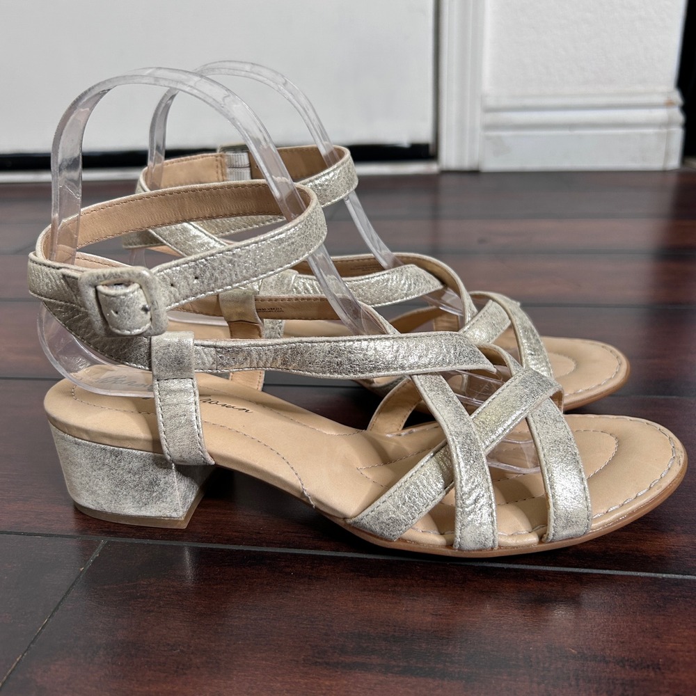 NWOB Born Strappy Block Heel Sandals Women 8 Gold Metallic Leather Wedding Guest - Picture 3 of 11